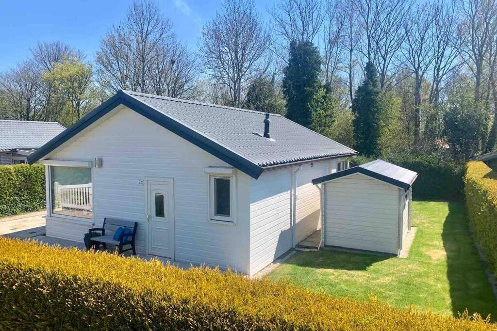 Bungalow Scheldezicht In Zeeland Dicht Bij Zee Scherpenisse Екстериор снимка